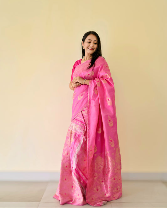 The Gulabi Rani Mekhela Chador
