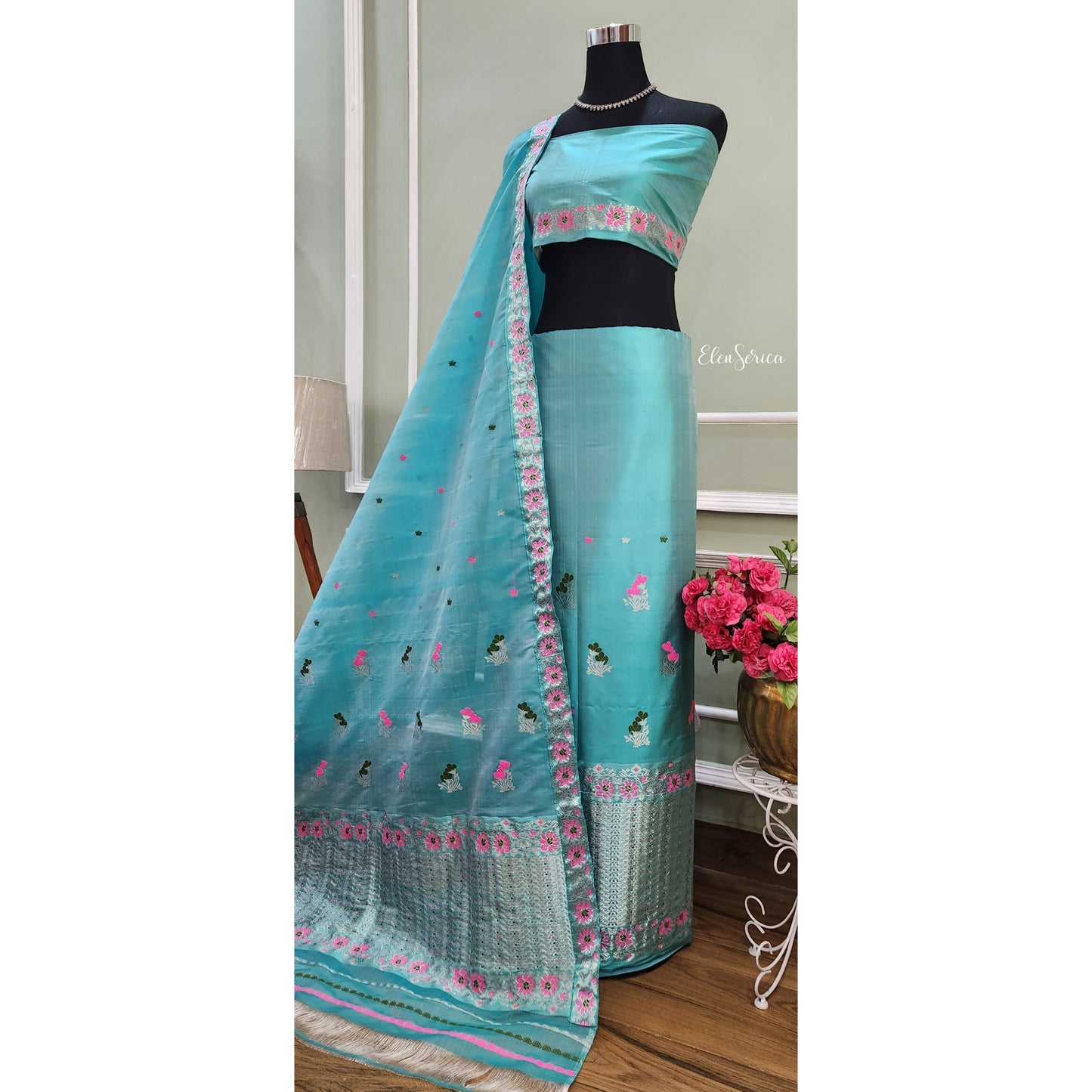 Turquoise Mulberry Silk (Paat-Kesapaat) Mekhela Chador