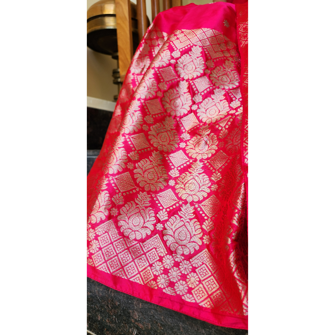 Pink Mulberry Silk (Paat-Kesapaat) Mekhela Chador