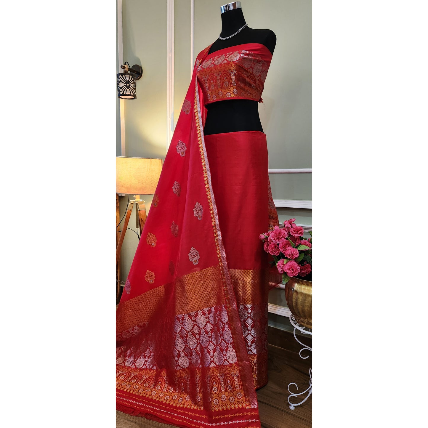 Red Mulberry Silk (Paat) Mekhela Chador