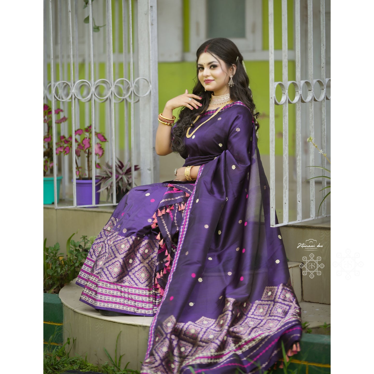 Violet Mulberry Silk (Paat-Kesapaat) Mekhela Chador
