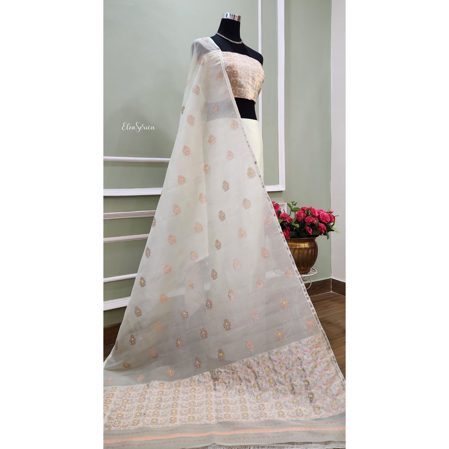 Light Green Mulberry Silk (Paat-Kesapaat) Mekhela Chador