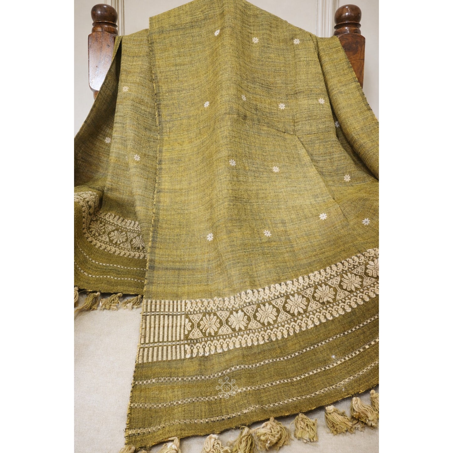 The Golden Eri Shawl