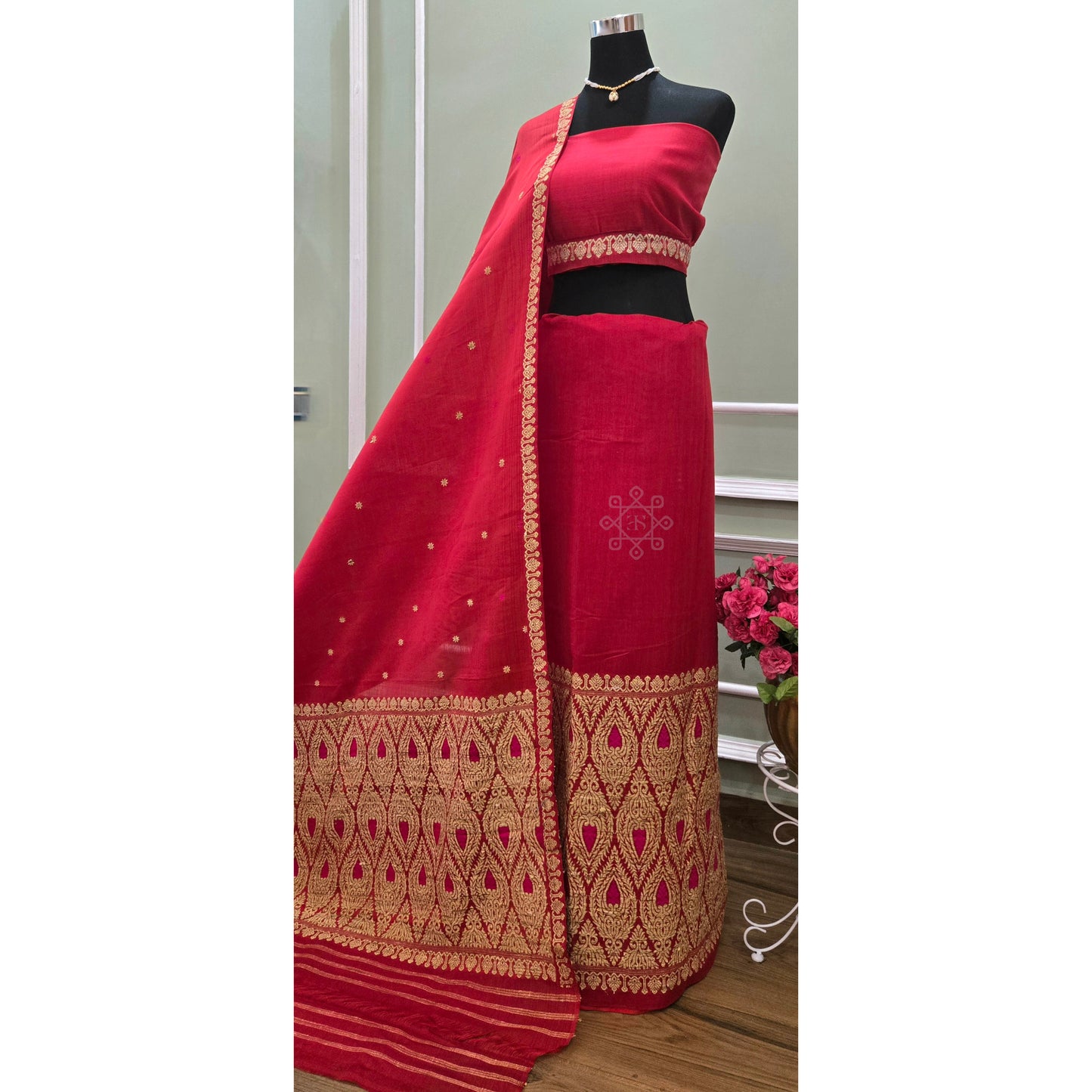 Red Cotton Kesapaat Mekhela Chador